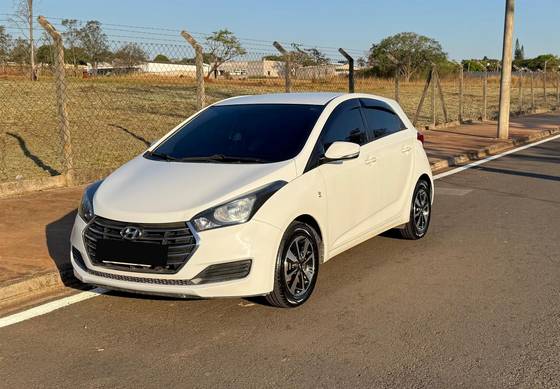HYUNDAI HB20 1.0 5 ANOS 12V FLEX 4P MANUAL